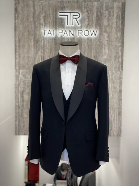 Product Showcase: Shawl Lapel "Super 150s" Wool Tuxedo Jacket